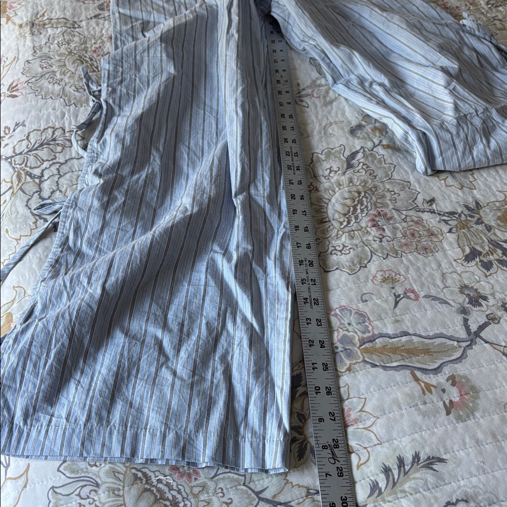 NWOT Wild Fable Blue Striped Pants With Bows - Picture 11 of 12